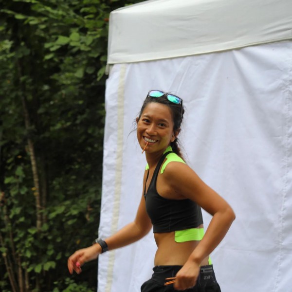 Ngả mũ trước cô gái bền nhất Việt Nam: bơi, đạp xe, chạy hơn 2.000km/14 ngày