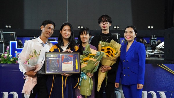 Chương mới trong nhật ký lay động lòng người của cha cùng con gái khiếm thính