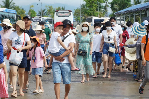 Nha Trang, Đà Lạt ế phòng dịp lễ 2.9