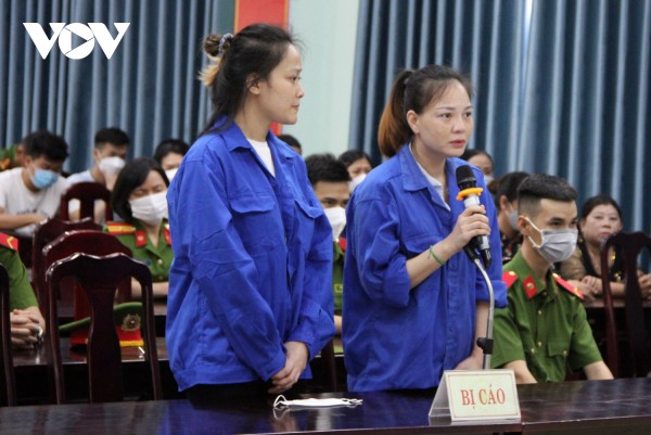 2 chị em gái vào tù vì tội mua bán ma túy