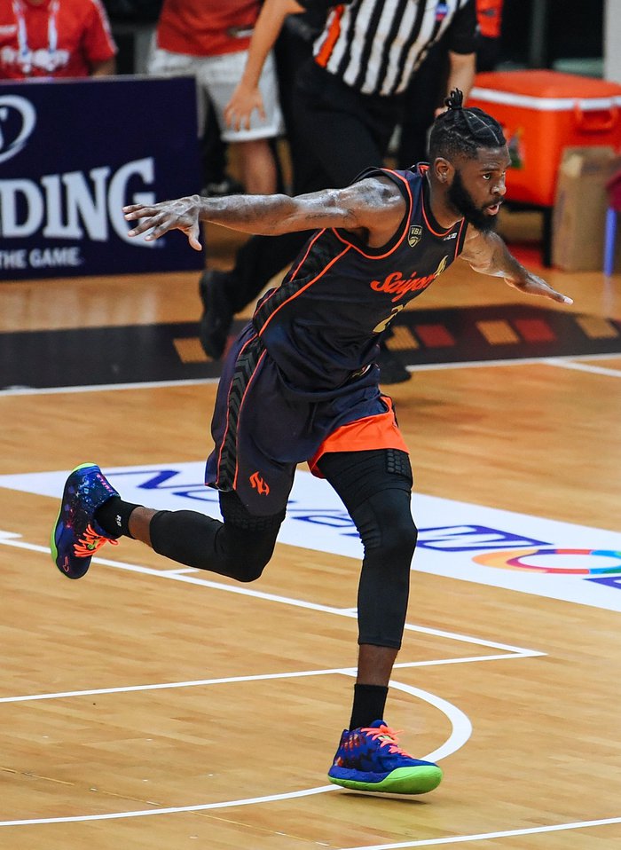 Alonzo Stafford bật mí lý do không ngờ về đam mê úp rổ bất kể khởi động hay thi đấu - Ảnh 3.