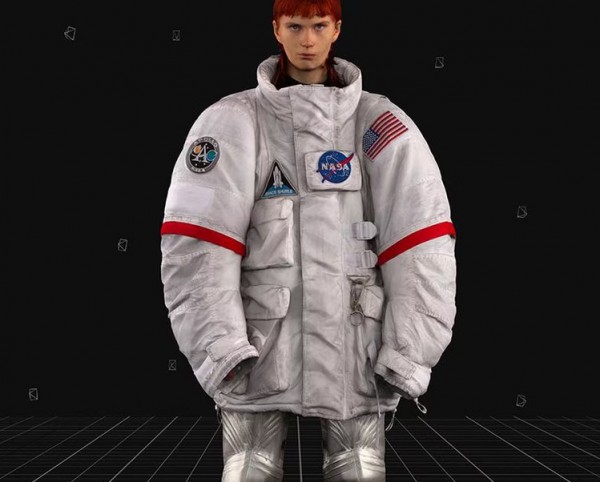 Bùng nổ thời trang… NASA