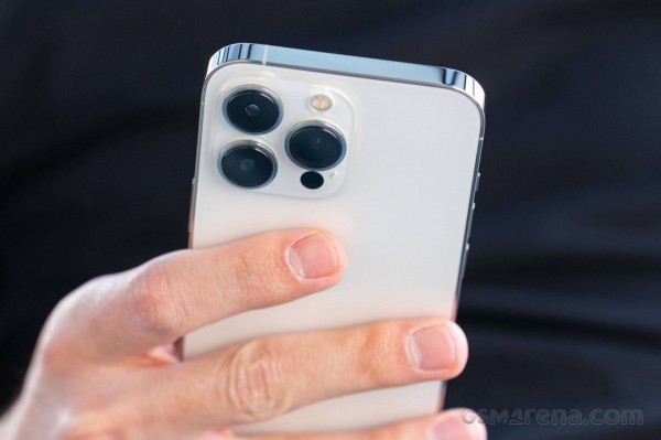 Camera trên iPhone 14 bị lỗi? Camera trên iPhone 14 bị lỗi?