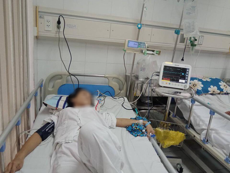 Cứu sống nữ bệnh nhân mắc cùng lúc 3 bệnh nguy kịch