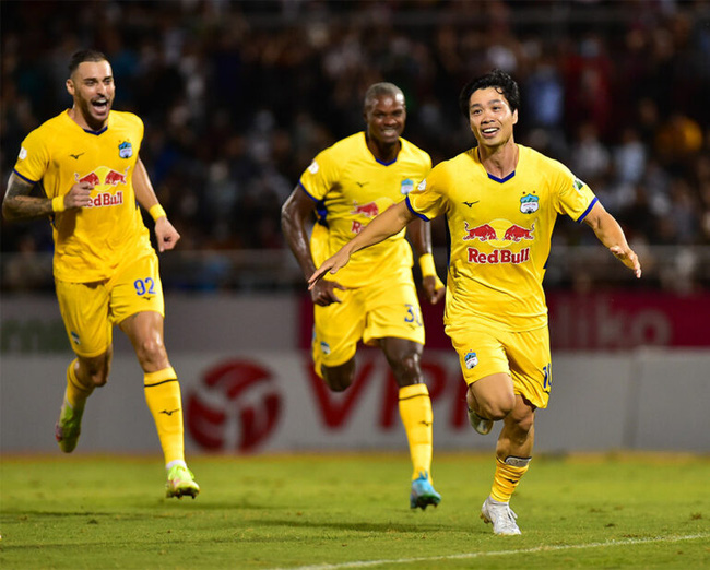 Điểm nhấn loạt trận sớm vòng 11 V.League: HAGL tiếp mạch thăng hoa