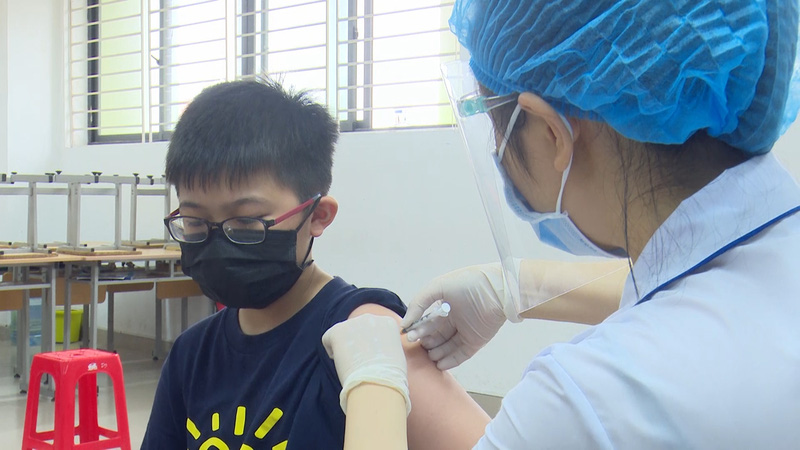 Hơn 73% trẻ từ 5 - 11 tuổi đã được tiêm vaccine phòng COVID-19 Hơn 73% trẻ từ 5 - 11 tuổi đã được tiêm vaccine phòng COVID-19
