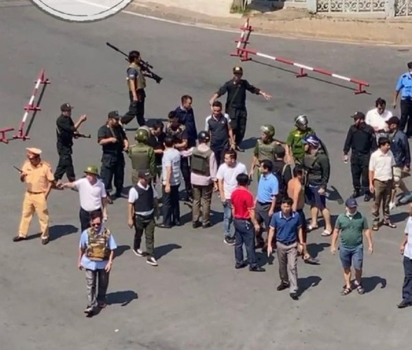 Khởi tố, bắt giam đối tượng nổ súng cướp tiệm vàng ở Huế