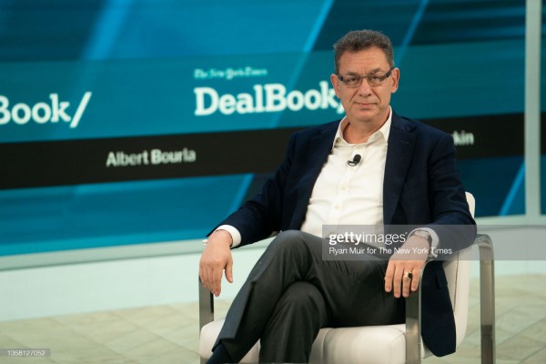 Pfizer đang chi “không tiếc tay” hoàn thiện các mảnh ghép?