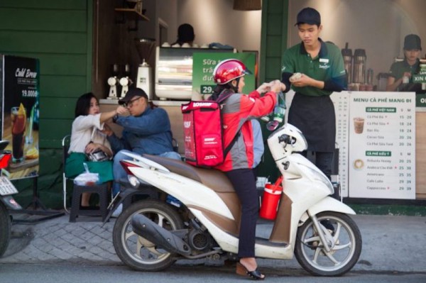 Thành công từ việc lấp đầy "lỗ hổng thị trường"