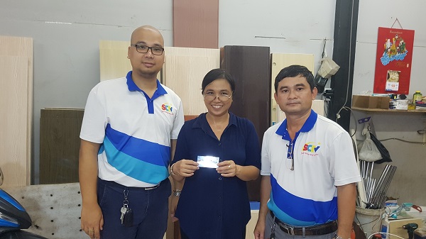 chuc-mung-khach-hang-trung-giai-nhat-chuong-trinh-sctv-30-nam-dong-hanh-cung-gia-dinh-viet