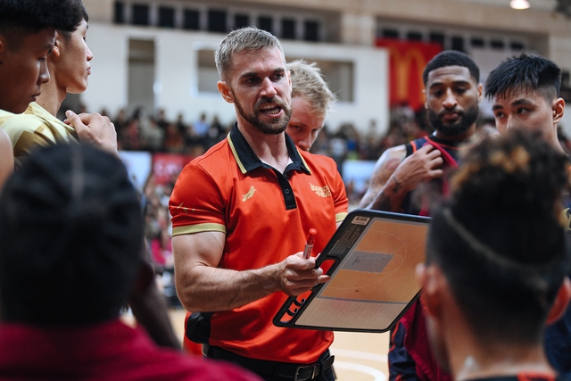 HLV Matt van Pelt: "Regular Season đã là quá khứ. Bạn vẫn cần 3 chiến thắng để vươn đến đỉnh cao" - Ảnh 5.