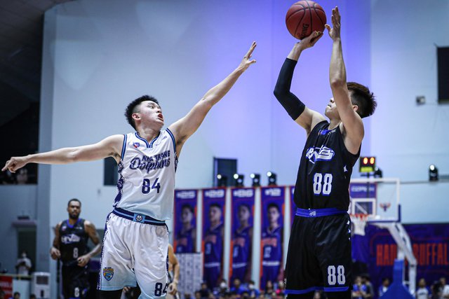 Tâm Đinh rực cháy với 28 điểm, đưa Hanoi Buffaloes trở lại Chung kết VBA sau 4 năm - Ảnh 2.