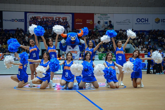 Saigon Heat và Hanoi Buffaloes cùng gặp "sự cố" ở Game 1 Bán kết VBA Playoffs 2022 - Ảnh 2.