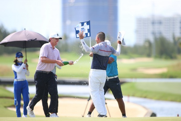 Tay golf Trung Quốc vô địch giải đấu Lễ hội Du lịch golf Đà Nẵng 2022