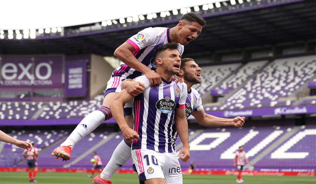 Real Valladolid vượt qua Almeria trên sân nhà