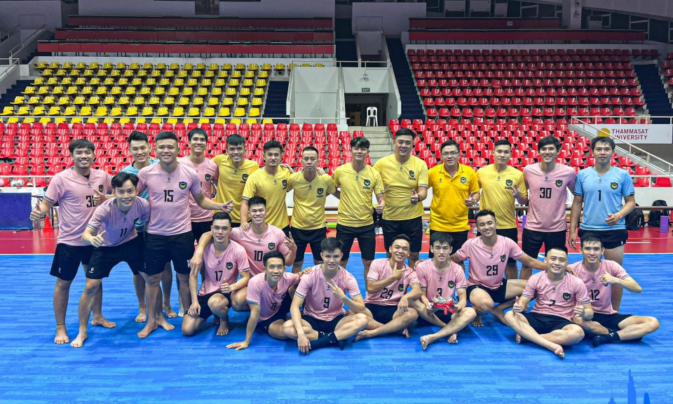 Giành vé vào bán kết AFF futsal Cup 2022, CLB Sahako được thưởng 100 triệu đồng Giành vé vào bán kết AFF futsal Cup 2022, CLB Sahako được thưởng 100 triệu đồng