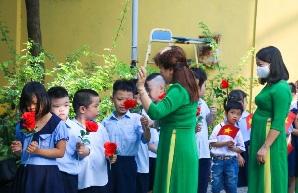 Xúc động học sinh 