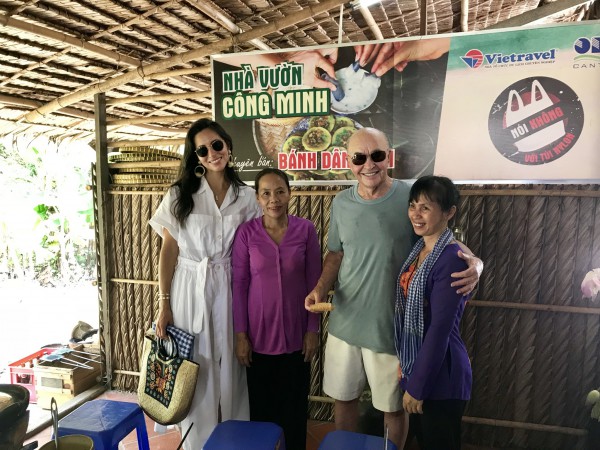 Nỗi lo rác nhựa ở hai điểm du lịch đông khách nhất Cần Thơ