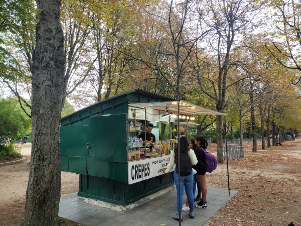 Đến Paris ăn ốc sên, gan ngỗng và ngắm tháp Eiffel