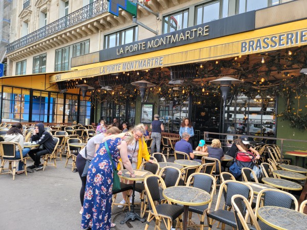 Đến Paris ăn ốc sên, gan ngỗng và ngắm tháp Eiffel