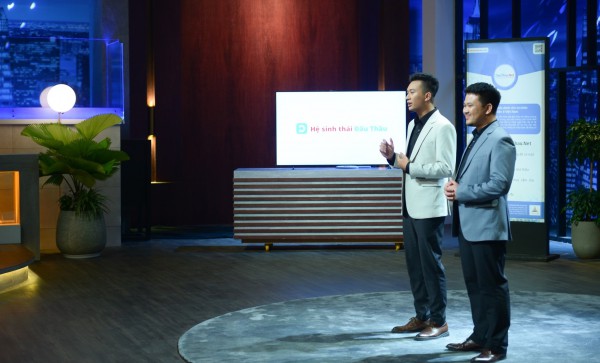 ‘Bà ngoại cá mập