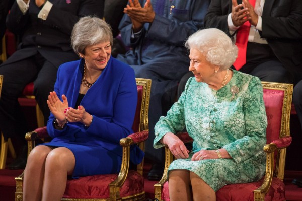 Những hình ảnh ấn tượng của Nữ hoàng Elizabeth II và 15 đời Thủ tướng Anh