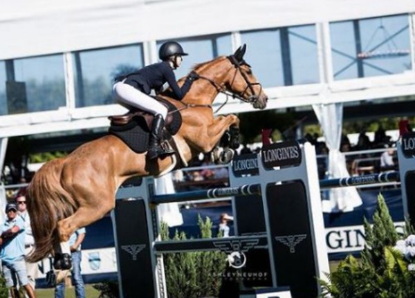 Ngắm Eve Jobs, ái nữ tài năng của tỉ phú Mỹ Steve Jobs