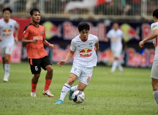 SLNA muốn có cầu thủ con cưng của bầu Đức