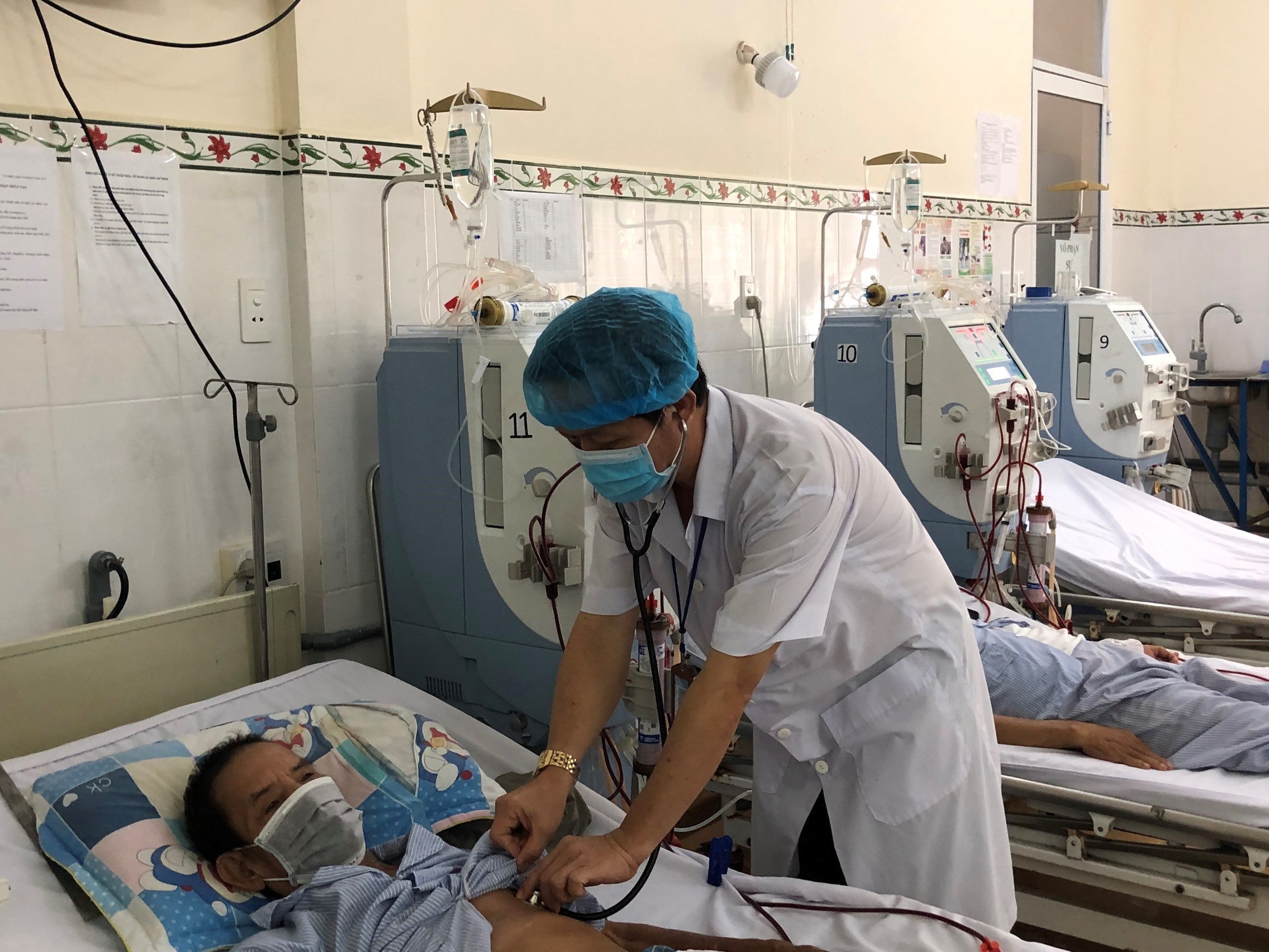 Quảng Ngãi: Nhiều cơ sở y tế thiếu thuốc điều trị