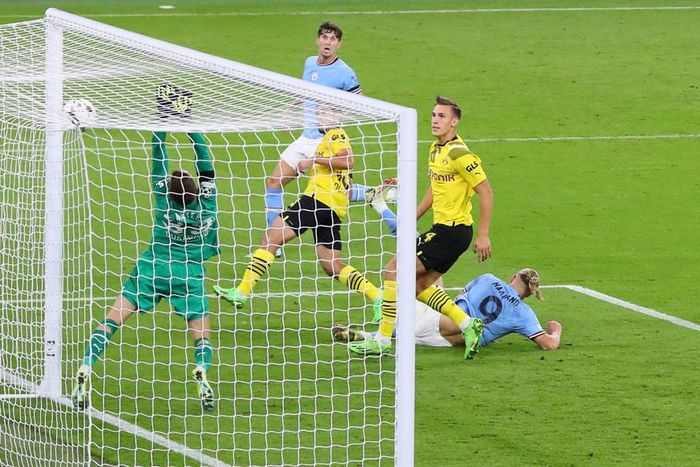 UEFA Champions League - Man City thắng ngược Dortmund, Chelsea chia điểm trước RB Salzburg