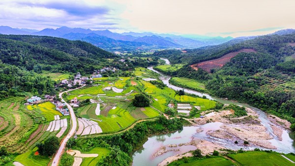 Du lịch Quảng Ninh mùa Thu Đông: ngoài vịnh Hạ Long, tham quan những nơi nào?