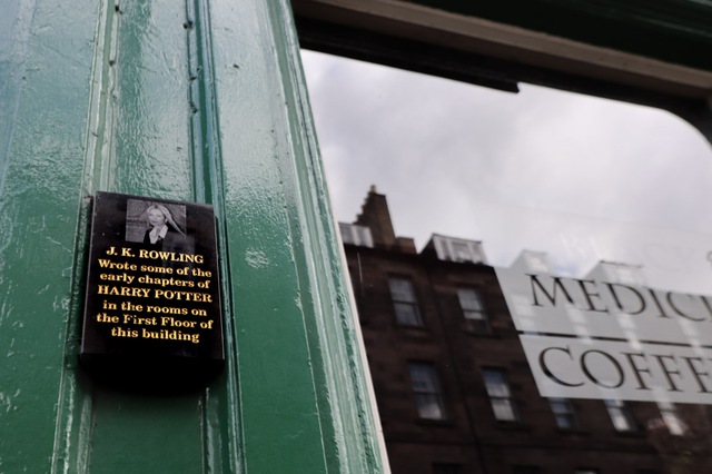 Phong cảnh đẹp nao lòng của thành phố cổ đẹp nhất nước Anh - nơi được coi là “quê hương của Harry Potter” - Ảnh 5. Phong cảnh đẹp nao lòng của thành phố cổ đẹp nhất nước Anh - nơi được coi là “quê hương của Harry Potter” - Ảnh 5.