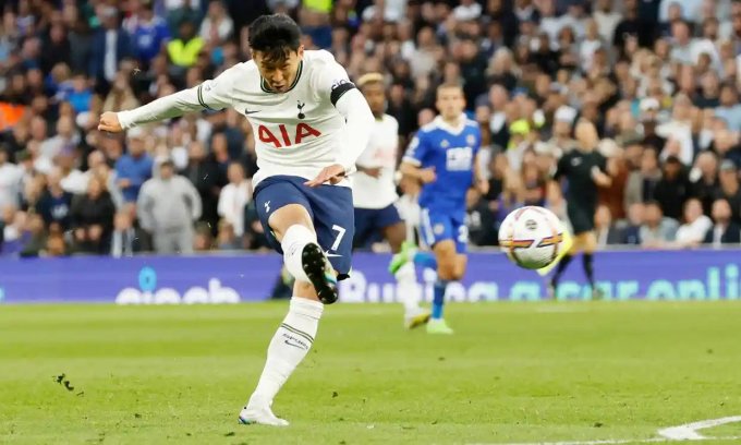 Son Heung Min nói gì sau khi lập hat-trick cho Tottenham?