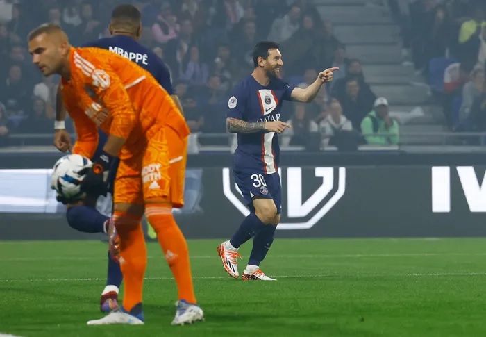 Vòng 8 Ligue 1 - Messi ghi bàn, PSG thắng tối thiểu trước Lyon