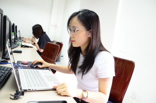 Thiếu giáo viên tiếng Anh: Một trường Hà Nội ‘cứu nguy’ gần 20 trường ở Mèo Vạc Thiếu giáo viên tiếng Anh: Một trường Hà Nội ‘cứu nguy’ gần 20 trường ở Mèo Vạc