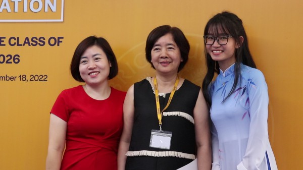 Vì sao bà Đàm Bích Thủy từ nhiệm chức Chủ tịch Trường ĐH Fulbright? Vì sao bà Đàm Bích Thủy từ nhiệm chức Chủ tịch Trường ĐH Fulbright?