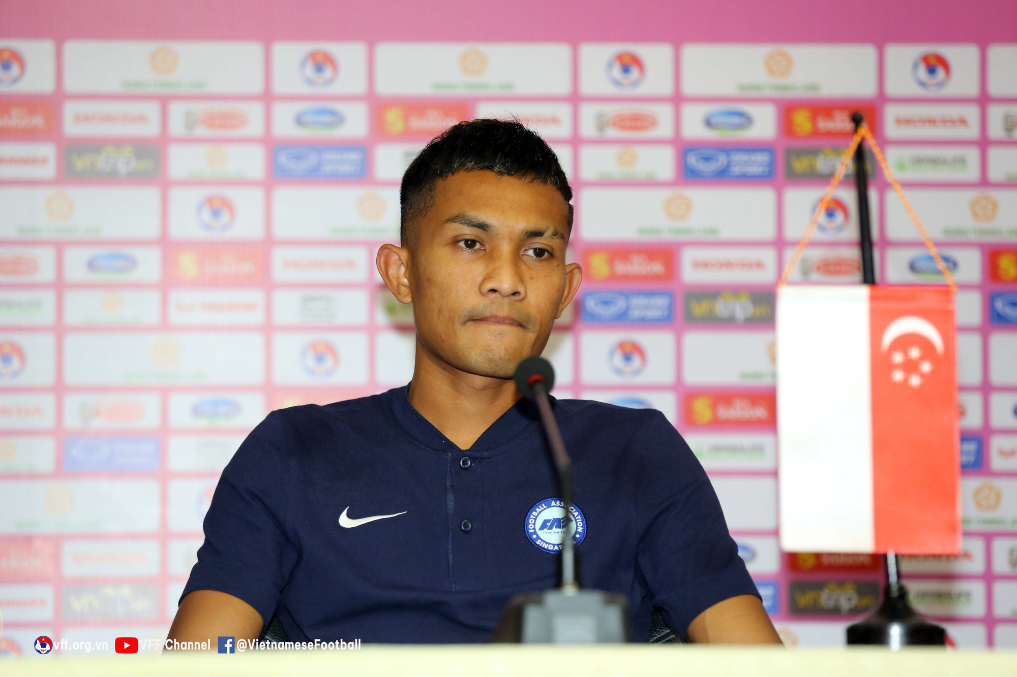 HLV Park Hang-seo chia sẻ chuyện cầu thủ trẻ lên tuyển, tiết lộ Quang Hải có thể về đá AFF Cup