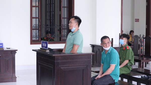 Án chung thân cho kẻ trộm xe rồi tông vào chủ nhà khiến nạn nhân tử vong