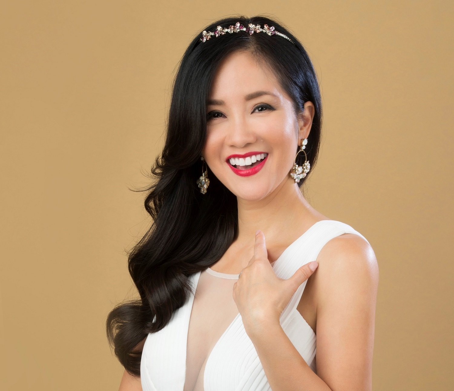 Ba diva Mỹ Linh, Thanh Lam, Hồng Nhung hội ngộ hát nhạc Thanh Tùng - Bảo Chấn