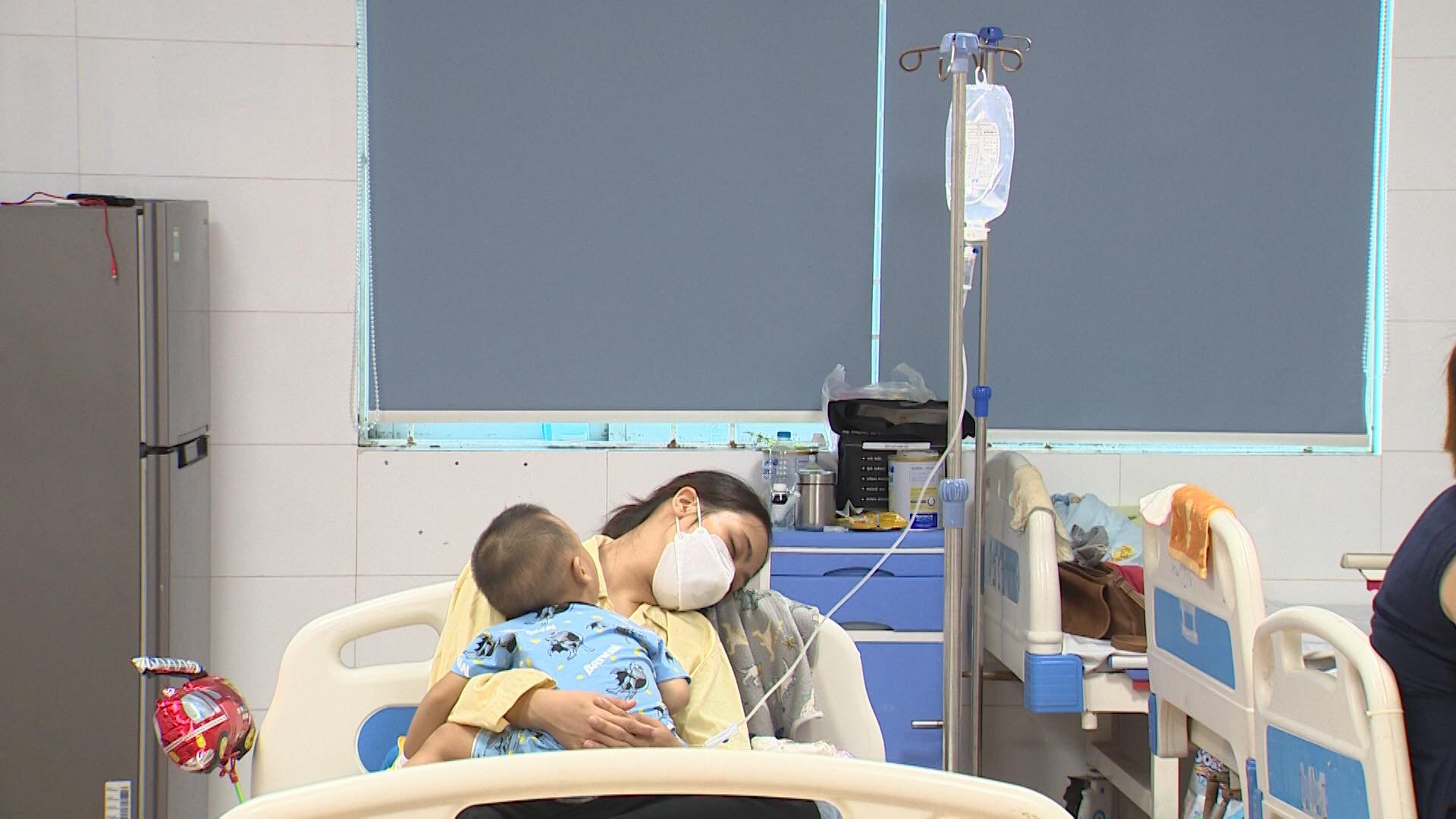 Gia tăng trẻ nhập viện do bệnh hô hấp Gia tăng trẻ nhập viện do bệnh hô hấp