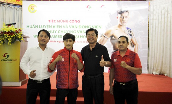 Thầy trò Nguyễn Trần Duy Nhất nhận thưởng xứng đáng sau chiếc huy chương vàng World Games