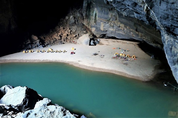 Tour Sơn Đoòng giá trăm triệu thu hút 2.000 khách Việt trong và sau dịch