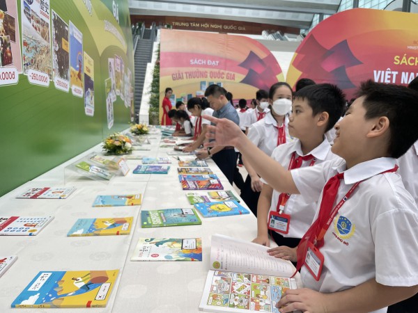 Tin tức giáo dục đặc biệt 30.9: Hết xác nhận nhập học, trường nào xét bổ sung?