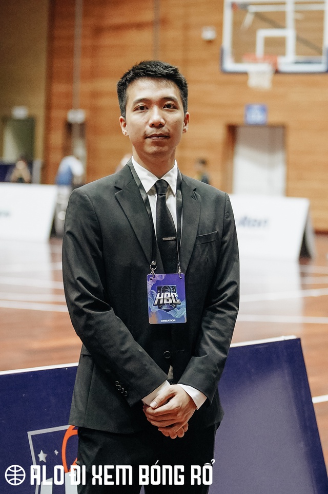 "Lễ hội" bóng rổ lớn nhất năm của Hà Nội: Dàn sao VBA hội tụ, đường xa nhưng khán giả vẫn cực nhiệt - Ảnh 7. "Lễ hội" bóng rổ lớn nhất năm của Hà Nội: Dàn sao VBA hội tụ, đường xa nhưng khán giả vẫn cực nhiệt - Ảnh 7.