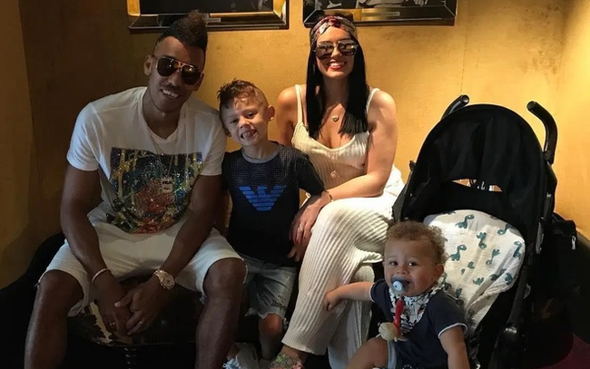 Aubameyang bị cướp hành hung ngay tại nhà riêng ở Barcelona