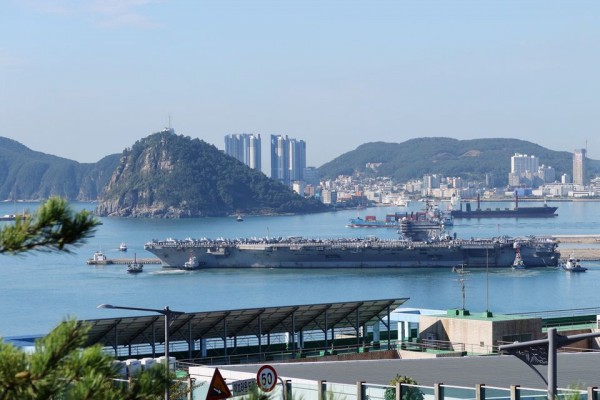 Bất chấp Triều Tiên phóng tên lửa, Mỹ - Hàn vẫn tập trận tác chiến tàu sân bay Bất chấp Triều Tiên phóng tên lửa, Mỹ - Hàn vẫn tập trận tác chiến tàu sân bay