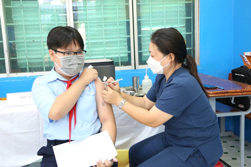 Bộ Y tế: Còn 2 địa phương có tỷ lệ tiêm vaccine phòng COVID-19 ở 3 nhóm tuổi thấp