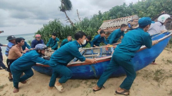 Đà Nẵng cấm người dân ra đường kể từ 20h tối nay (27/9) Đà Nẵng cấm người dân ra đường kể từ 20h tối nay (27/9)