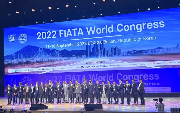 FWC 2022: Logistics không biên giới vì một thế giới số và phát triển bền vững FWC 2022: Logistics không biên giới vì một thế giới số và phát triển bền vững