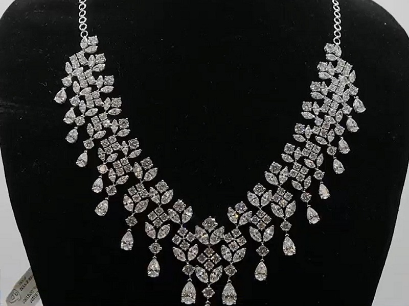 Kim cương sản xuất trong phòng thí nghiệm